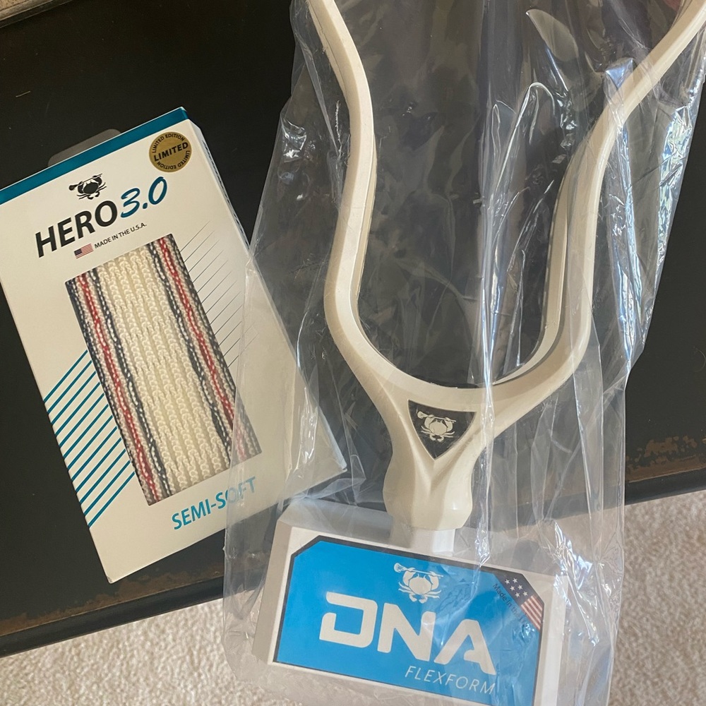 ECD DNA unstrung lax head with string NWT